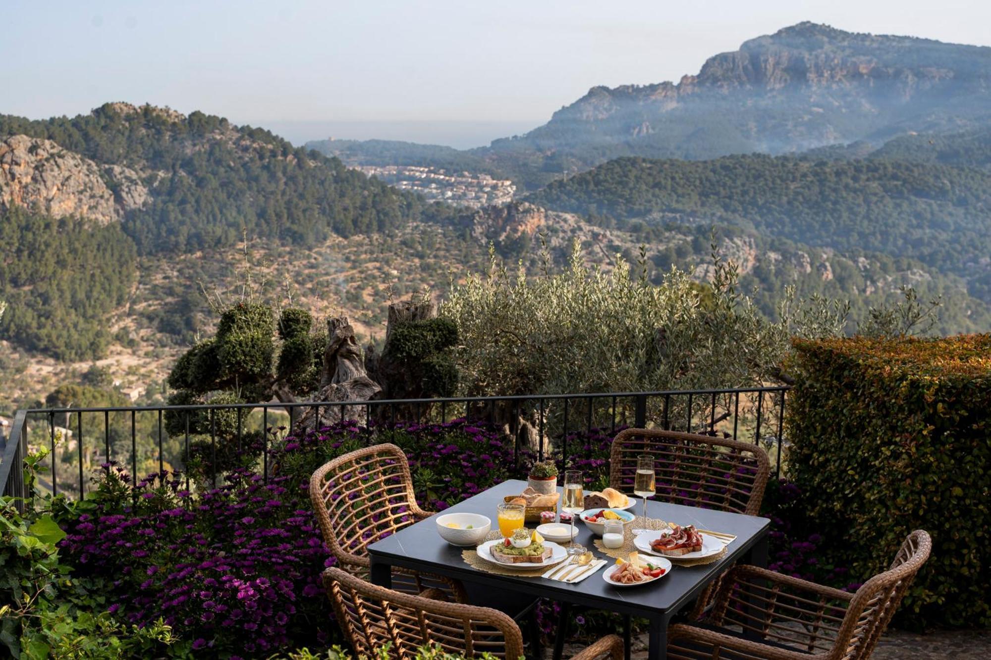 Ca's Xorc Luxury Retreat - Adults Only Hotel 4*