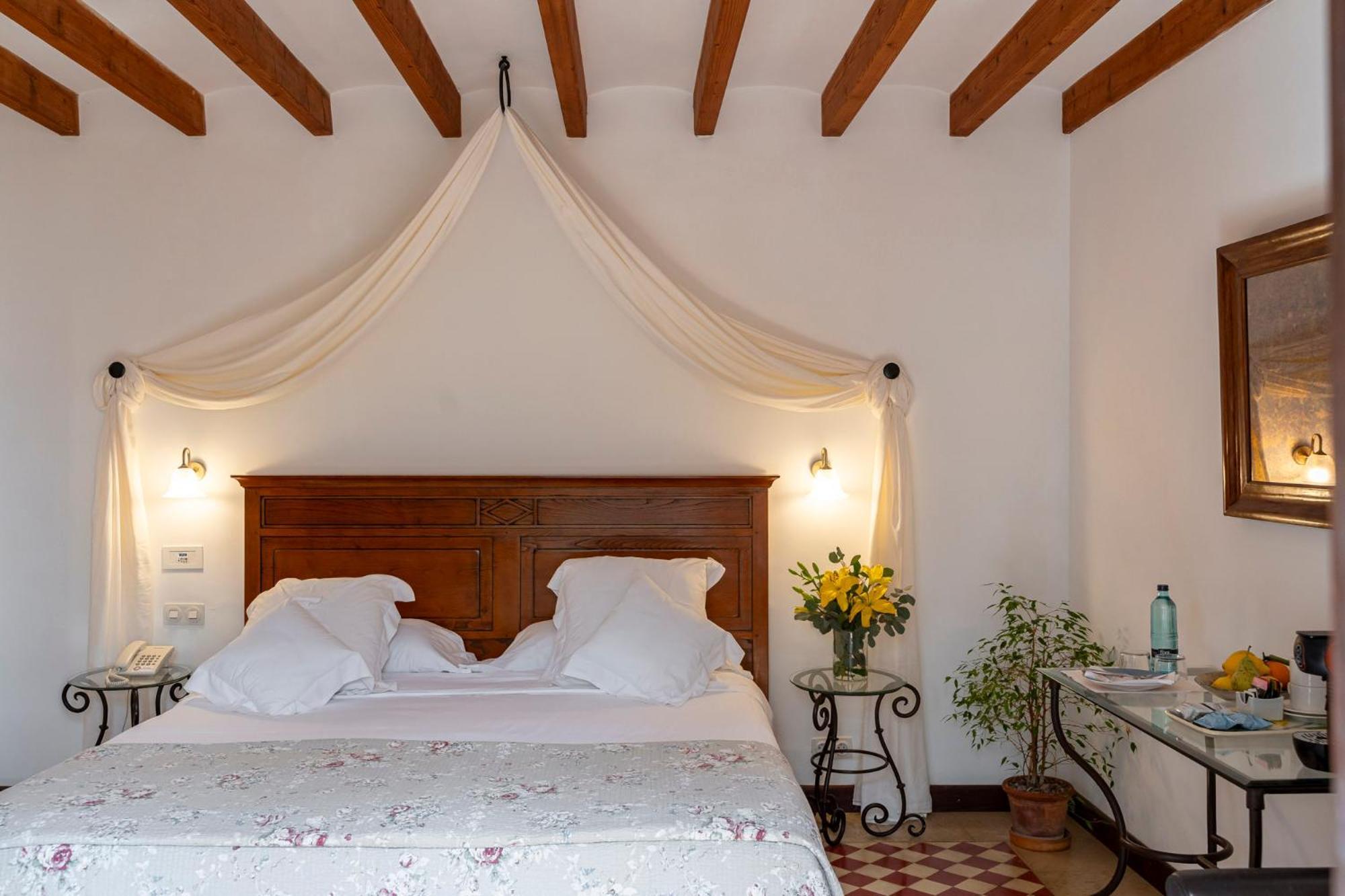 Ca's Xorc Luxury Retreat - Adults Only Hotel 4*