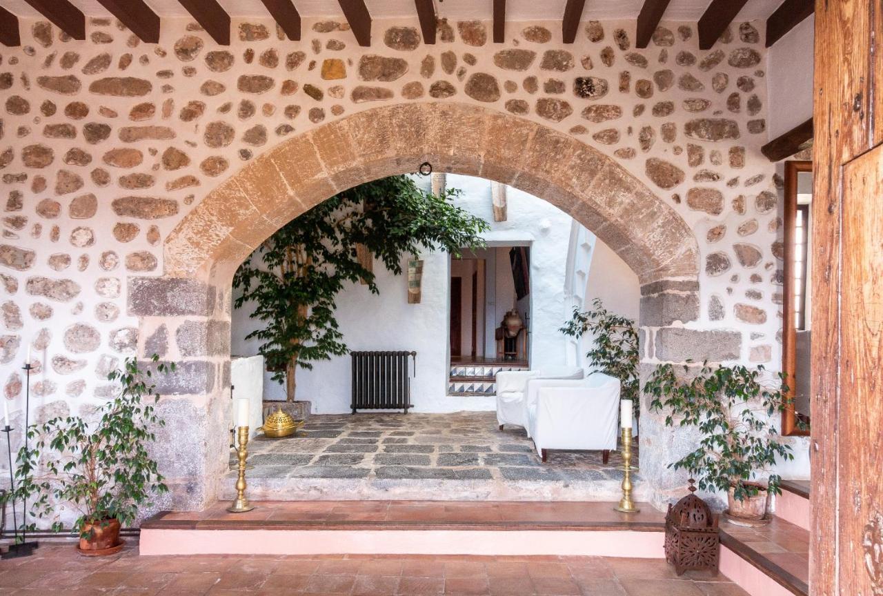 Ca's Xorc Luxury Retreat - Adults Only 4*